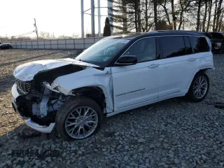 2023 Jeep Grand Cherokee Summit Reserve with VIN 1C4RJKEG8P8723399, listed as a Copart auction lot 51033365 with 32,689 mi miles and Salvage title. Bid and sale history available at DreamBid. Image 1.