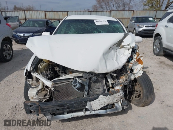 2009 Toyota Camry with VIN 4T4BE46K09R119846, listed as a IAAI auction lot 41808348 with 176,080 mi miles. Bid and sale history available at carsss.com. Image 12.