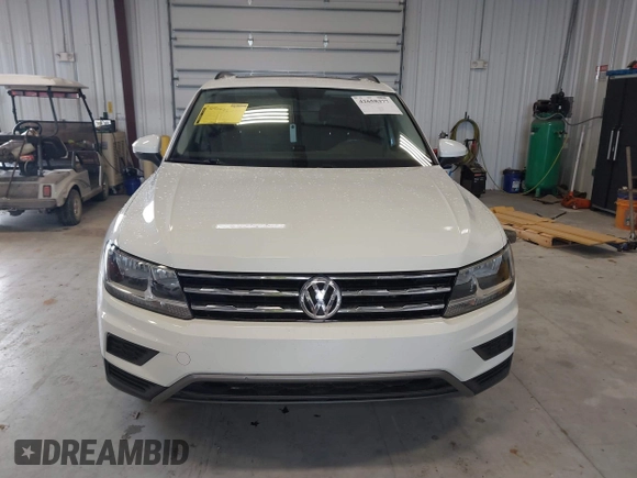 2018 Volkswagen Tiguan SEL z VIN 3VV3B7AX1JM167656, wystawiony jako IAAI lot #42658377 z przebiegiem 74 130 mil mil oraz . Historia ofert i sprzedaży dostępna na DreamBid. Obrazek 12.