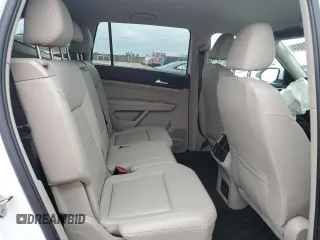2023 Volkswagen Atlas SE с VIN 1V2WP2CA0PC520857, выставлен на аукционе Copart как лот 81071314 с пробегом 13 073 миль миль и Списание • Salvage title. История ставок и продаж доступна на DreamBid. Изображение 12.