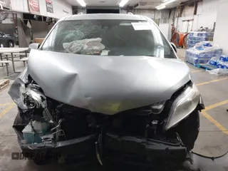 2018 Toyota Sienna LE Auto Access Seat with VIN 5TDKZ3DC3JS913564, listed as a IAAI auction lot 41657326 with 107,166 mi miles and . Bid and sale history available at DreamBid. Image 12.