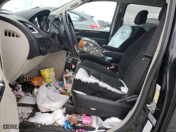 2016 Dodge Grand Caravan Canada Value Package with VIN 2C4RDGBG5GR337505, listed as a Copart auction lot 50130215 with 131,216 mi miles and Clean Title. Bid and sale history available at carsss.com. Image 7.