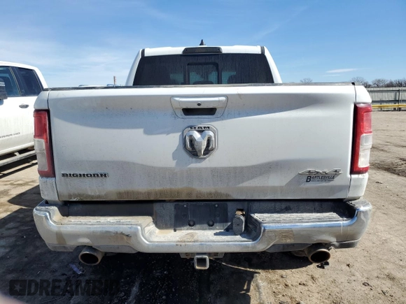 2020 Ram 1500 Big Horn с VIN 1C6SRFFT1LN332286, выставлен на аукционе Copart как лот 45962685 с пробегом 103 167 миль миль и Списание • Salvage title. История ставок и продаж доступна на DreamBid. Изображение 6.