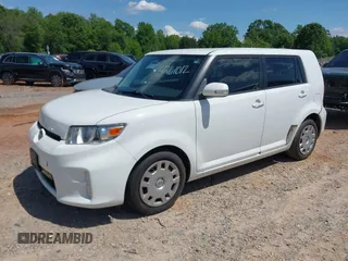 2014 Scion xB z VIN JTLZE4FE3EJ062310, wystawiony jako IAAI lot #42161012 z przebiegiem 144 877 mil mil oraz . Historia ofert i sprzedaży dostępna na DreamBid. Obrazek 2.
