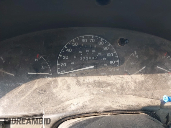 1998 Ford Ranger XL z VIN 1FTYR14U2WPB62529, wystawiony jako IAAI lot #41919612 z przebiegiem 272 097 mil mil oraz . Historia ofert i sprzedaży dostępna na DreamBid. Obrazek 7.