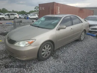 2002 Toyota Camry XLE z VIN 4T1BF30K42U505508, wystawiony jako Copart lot #54200525 z przebiegiem 154 657 mil mil oraz Szkoda całkowita • Salvage title. Historia ofert i sprzedaży dostępna na DreamBid. Obrazek 1.