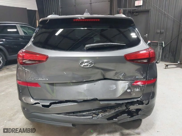 2020 Hyundai Tucson Value with VIN KM8J3CA45LU136535, listed as a IAAI auction lot 41684819 with 39,760 mi miles. Bid and sale history available at carsss.com. Image 6.