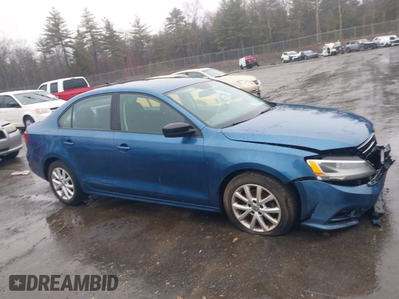 2015 Volkswagen Jetta Sedan 1.8T SE with VIN 3VWD17AJ7FM233634, listed as a IAAI auction lot 41942329 with 128,996 mi miles. Bid and sale history available at carsss.com. Image 13.