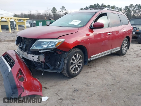 2013 Nissan Pathfinder SV with VIN 5N1AR2MMXDC611804, listed as a IAAI auction lot 41399219 with 185,384 mi miles. Bid and sale history available at carsss.com. Image 2.