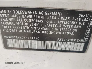 2014 Volkswagen CC R-Line with VIN WVWBP7AN0EE504680, listed as a IAAI auction lot 41990269 with 137,660 mi miles. Bid and sale history available at carsss.com. Image 9.