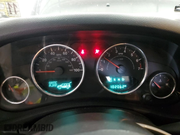 2016 Jeep Wrangler Unlimited Sport z VIN 1C4BJWDG8GL188601, wystawiony jako Copart lot #59760605 z przebiegiem 102 062 mil mil oraz Szkoda całkowita • Salvage title. Historia ofert i sprzedaży dostępna na DreamBid. Obrazek 9.
