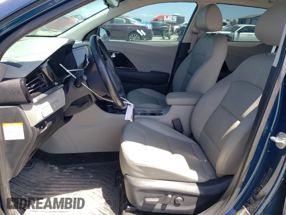 2020 Kia Niro EX Premium with VIN KNDCE3LC5L5366372, listed as a Copart auction lot 56239174 with 39,552 mi miles and Salvage Title. Bid and sale history available at carsss.com. Image 7.