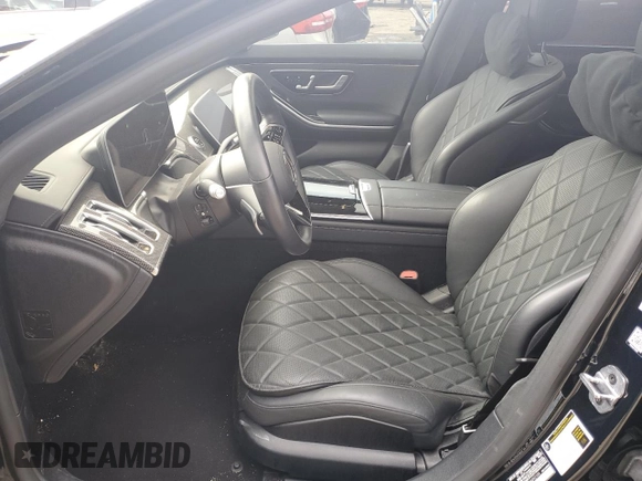 2021 Mercedes-Benz S 580 with VIN W1K6G7GB6MA042104, listed as a Copart auction lot 49778905 with 13,535 mi miles and Salvage Title. Bid and sale history available at DreamBid. Image 7.