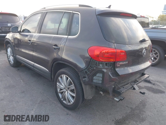 2016 Volkswagen Tiguan S with VIN WVGBV7AX5GW568438, listed as a IAAI auction lot 41434616 with 91,341 mi miles and . Bid and sale history available at DreamBid. Image 3.