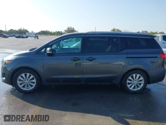 2016 Kia Sedona SX with VIN KNDMC5C11G6108175, listed as a IAAI auction lot 41860358 with 107,329 mi miles. Bid and sale history available at carsss.com. Image 13.