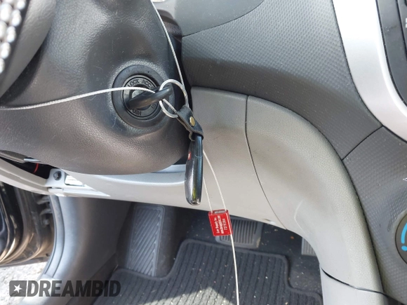 2013 Hyundai Accent GLS with VIN KMHCT4AEXDU433714, listed as a IAAI auction lot 41969028 with 141,170 mi miles and . Bid and sale history available at DreamBid. Image 11.