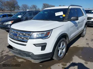 2018 Ford Explorer XLT with VIN 1FM5K7D89JGB43056, listed as a IAAI auction lot 41449702 with 139,509 mi miles. Bid and sale history available at carsss.com. Image 17.