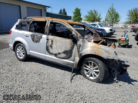 2014 Dodge Journey SXT z VIN 3C4PDDBG3ET178595, wystawiony jako Copart lot #56893275 z przebiegiem Nie podano mil oraz Szkoda całkowita • Salvage title. Historia ofert i sprzedaży dostępna na DreamBid. Obrazek 4.