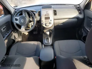 2010 Kia Soul ! with VIN KNDJT2A25A7108467, listed as a Copart auction lot 45393985 with 0 mi miles and Salvage Title. Bid and sale history available at carsss.com. Image 8.