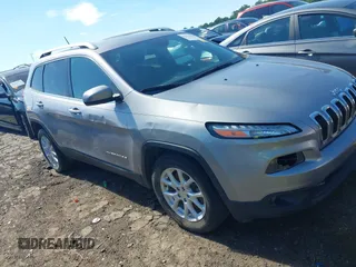 2018 Jeep Cherokee Latitude with VIN 1C4PJLCB4JD612058, listed as a IAAI auction lot 42176036 with 162,153 mi miles and . Bid and sale history available at DreamBid. Image 1.