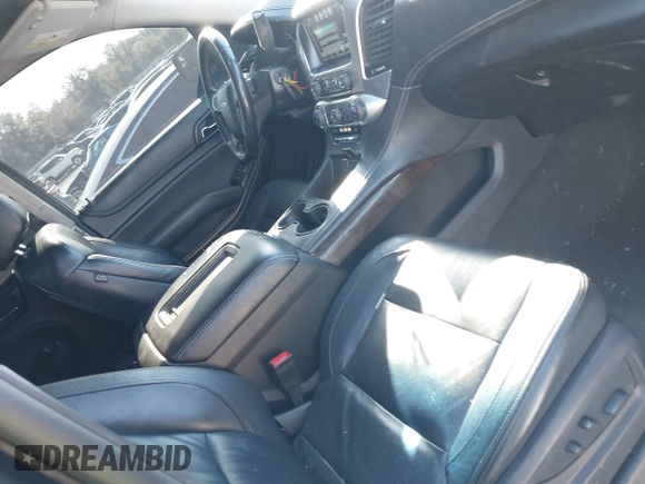 2016 Chevrolet Suburban LS with VIN 1GNSKGKC2GR189170, listed as a IAAI auction lot 41186487 with 196,594 mi miles. Bid and sale history available at carsss.com. Image 5.