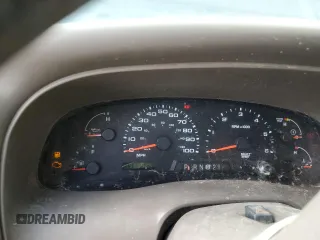 2004 Ford Excursion Special Serv z VIN 1FMNU41S74ED33740, wystawiony jako Copart lot #51643285 z przebiegiem 193 942 mil mil oraz Szkoda całkowita • Salvage title. Historia ofert i sprzedaży dostępna na DreamBid. Obrazek 9.