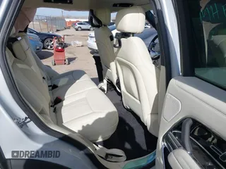 2025 Land Rover Range Rover SE with VIN SALKP9E92SA276184, listed as a IAAI auction lot 41824604 with 1,601 mi miles. Bid and sale history available at carsss.com. Image 8.