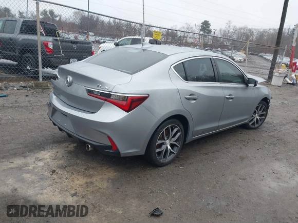 2019 Acura ILX w/Premium Pkg with VIN 19UDE2F78KA014830, listed as a IAAI auction lot 38611591 with 70,944 mi miles. Bid and sale history available at carsss.com. Image 4.
