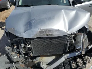 2016 Jeep Compass Sport SE z VIN 1C4NJCBA4GD711214, wystawiony jako Copart lot #49621615 z przebiegiem 105 498 mil mil oraz Szkoda całkowita • Salvage title. Historia ofert i sprzedaży dostępna na DreamBid. Obrazek 13.