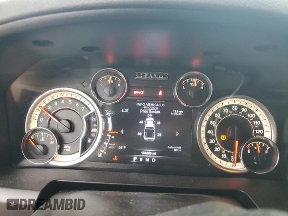 2017 Ram 1500 Big Horn z VIN 1C6RR7LGXHS518235, wystawiony jako Copart lot #57803035 z przebiegiem 104 886 mil mil oraz Szkoda całkowita • Salvage title. Historia ofert i sprzedaży dostępna na DreamBid. Obrazek 9.