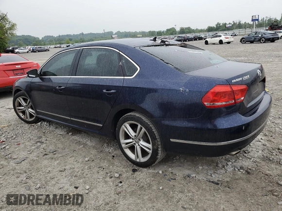 2015 Volkswagen Passat SEL Premium z VIN 1VWCV7A3XFC061831, wystawiony jako Copart lot #58438375 z przebiegiem 99 126 mil mil oraz Szkoda całkowita • Salvage title. Historia ofert i sprzedaży dostępna na DreamBid. Obrazek 2.