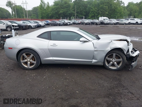 2011 Chevrolet Camaro 1LT with VIN 2G1FB1ED8B9208084, listed as a IAAI auction lot 42523897 with 112,894 mi miles and . Bid and sale history available at DreamBid. Image 13.