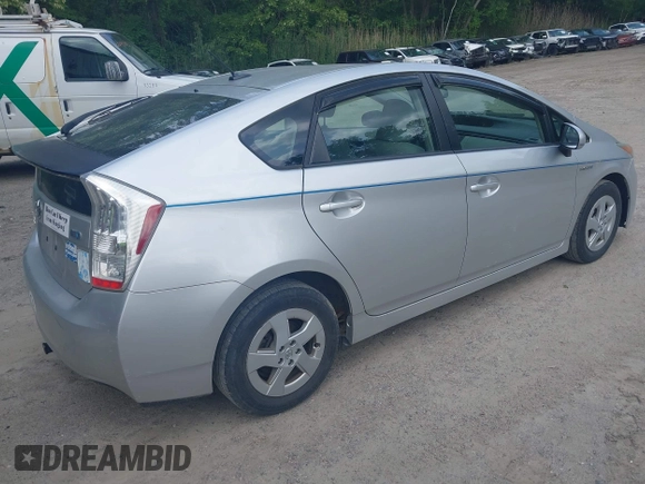 2010 Toyota Prius II z VIN JTDKN3DU5A5001691, wystawiony jako IAAI lot #42378034 z przebiegiem 138 436 mil mil oraz . Historia ofert i sprzedaży dostępna na DreamBid. Obrazek 4.