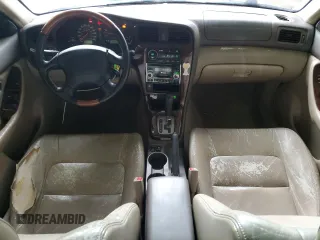2002 Subaru Legacy Outback VDC z VIN 4S3BH896627653157, wystawiony jako Copart lot #49981775 z przebiegiem 265 573 mil mil oraz Czysty tytuł • Clean title. Historia ofert i sprzedaży dostępna na DreamBid. Obrazek 8.
