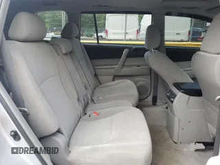 2010 Toyota Highlander with VIN 5TDBK3EH6AS028127, listed as a Copart auction lot 58197825 with 131,659 mi miles and Salvage title. Bid and sale history available at DreamBid. Image 11.