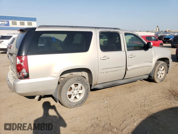 2007 GMC Yukon XL SLT with VIN 1GKFK16367J204211, listed as a Copart auction lot 69815684 with 270,515 mi miles and Salvage Title. Bid and sale history available at carsss.com. Image 3.