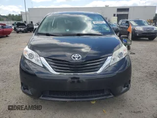 2016 Toyota Sienna LE AAS z VIN 5TDKK3DC6GS751426, wystawiony jako Copart lot #58335685 z przebiegiem 57 665 mil mil oraz Szkoda całkowita • Salvage title. Historia ofert i sprzedaży dostępna na DreamBid. Obrazek 5.