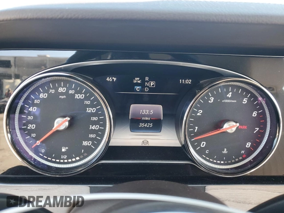 2019 Mercedes-Benz E-Class E 450 with VIN WDD1K6HB1KF098727, listed as a Copart auction lot 47464205 with 35,425 mi miles and Salvage Title. Bid and sale history available at carsss.com. Image 9.