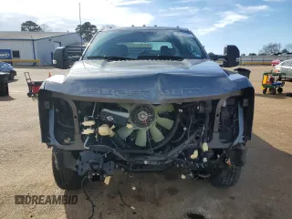 2024 Ford F-350 XL with VIN 1FT8W3DT7REE03092, listed as a Copart auction lot 47180275 with 22,381 mi miles and Clean title. Bid and sale history available at DreamBid. Image 5.