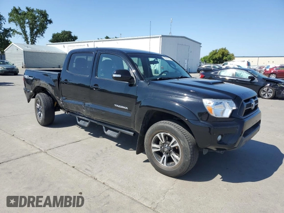 2014 Toyota Tacoma PreRunner with VIN 3TMJU4GN8EM160990, listed as a Copart auction lot 55619165 with 96,327 mi miles and Salvage Title. Bid and sale history available at DreamBid. Image 4.