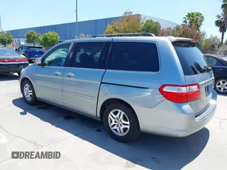 2006 Honda Odyssey EX-L z VIN 5FNRL38716B051664, wystawiony jako IAAI lot #42520320 z przebiegiem 304 835 mil mil oraz . Historia ofert i sprzedaży dostępna na DreamBid. Obrazek 3.