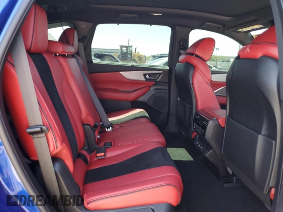 2024 Acura MDX w/A-Spec Package with VIN 5J8YE1H00RL005047, listed as a Copart auction lot 60940675 with 14,032 mi miles and Salvage title. Bid and sale history available at DreamBid. Image 11.