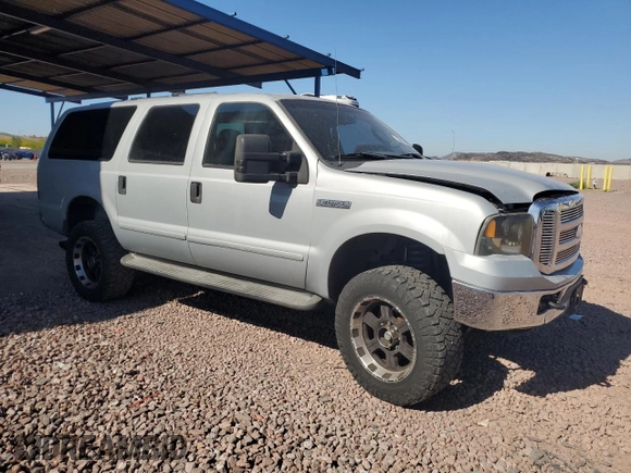 2005 Ford Excursion Special Serv with VIN 1FMNU40L65EB83177, listed as a Copart auction lot 54271885 with 147,145 mi miles and Salvage Title. Bid and sale history available at DreamBid. Image 4.