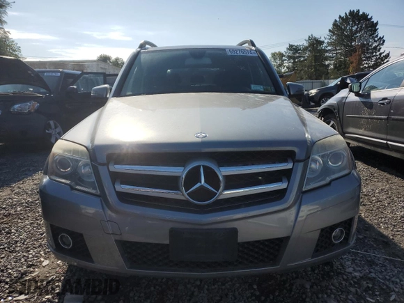 2011 Mercedes-Benz GLK 350 with VIN WDCGG8HB7BF553494, listed as a Copart auction lot 69276574 with 185,772 mi miles and Clean Title. Bid and sale history available at DreamBid. Image 5.