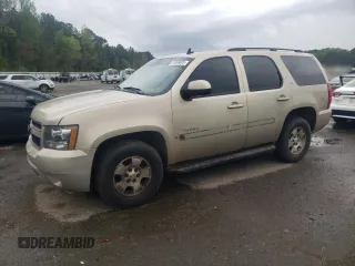 2008 Chevrolet Tahoe 1LT z VIN 1GNFC13068R243622, wystawiony jako Copart lot #51006925 z przebiegiem 312 459 mil mil oraz Szkoda całkowita • Salvage title. Historia ofert i sprzedaży dostępna na DreamBid. Obrazek 1.