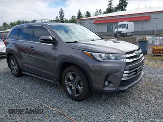 2017 Toyota Highlander Limited with VIN 5TDDZRFH8HS380934, listed as a IAAI auction lot 42630478 with 87,634 mi miles and . Bid and sale history available at DreamBid. Image 1.