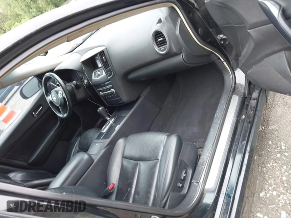 2014 Nissan Maxima SV with VIN 1N4AA5AP3EC905841, listed as a IAAI auction lot 42336362 with 100,185 mi miles and . Bid and sale history available at DreamBid. Image 5.