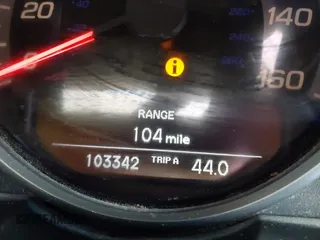2005 Acura RL with VIN JH4KB16505C012679, listed as a IAAI auction lot 41976411 with 103,342 mi miles and . Bid and sale history available at DreamBid. Image 7.