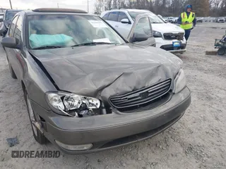 2002 Infiniti I35 Luxury with VIN JNKDA31A32T022128, listed as a IAAI auction lot 41384659 with 169,418 mi miles. Bid and sale history available at carsss.com. Image 6.