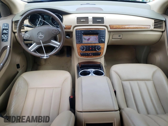 2009 Mercedes-Benz R 3.5L with VIN 4JGCB65E69A092829, listed as a Copart auction lot 56671635 with 204,476 mi miles and Clean title. Bid and sale history available at DreamBid. Image 8.